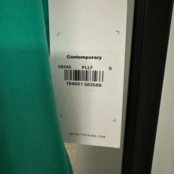 CHEROKEE INFINITY Fitted jogger scrub set NWT ✨ - Picture 3 of 8